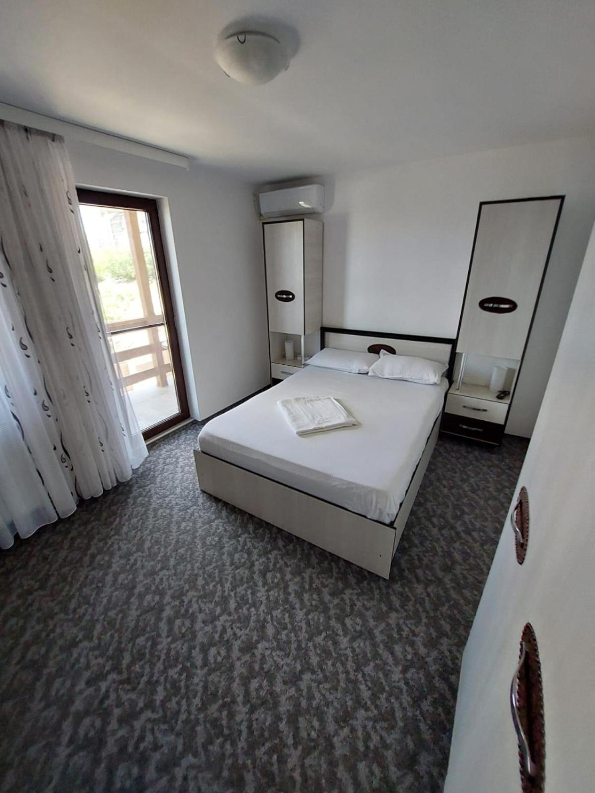 Casa Jolie Hotel คอนสตันซา ภายนอก รูปภาพ