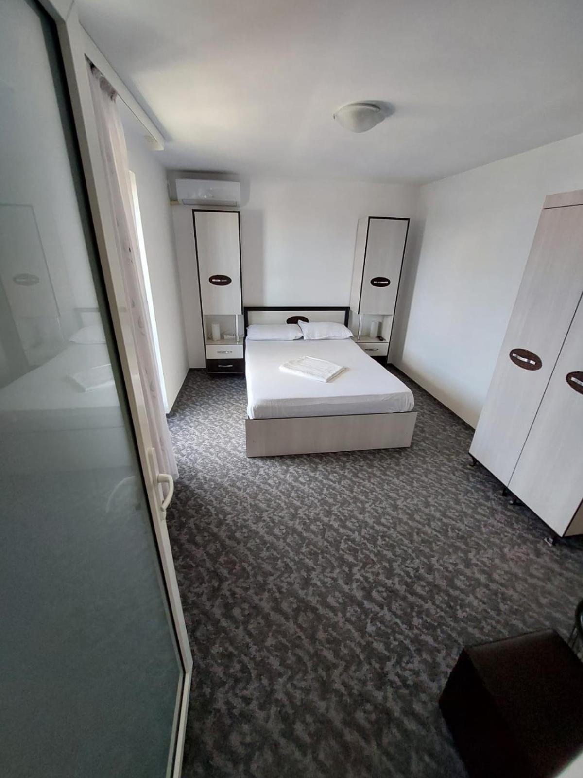 Casa Jolie Hotel คอนสตันซา ภายนอก รูปภาพ